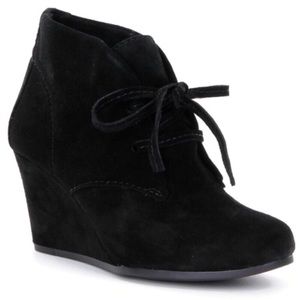 Gianni Bini Karrlyn boot wedge suede tie leather ankle black leather lace up